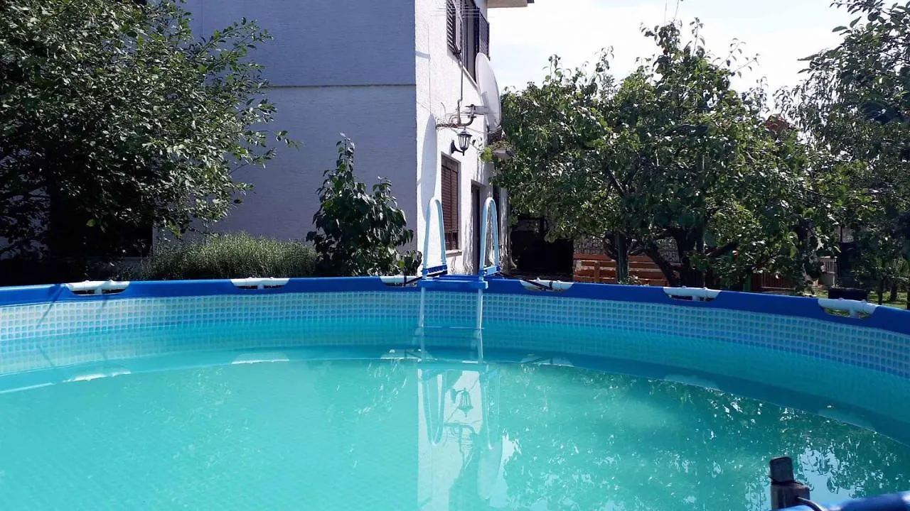 Apartment In Novi Vinodolski 35278